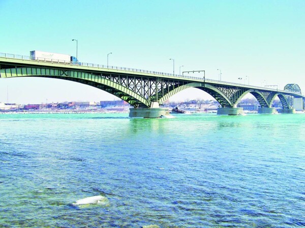 US Bridges Suffer from Heat Damage