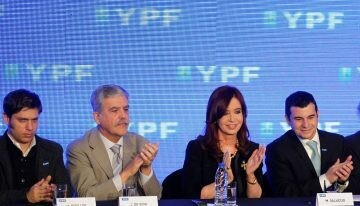 Правительство США оценивает дело YPF в суде