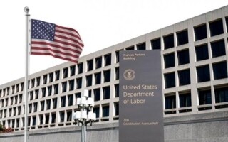 US Unemployment Rises Despite Beating Forecasts