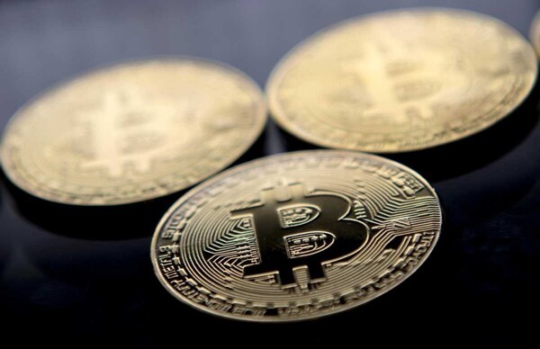 Фонды Bitcoin ETFs подталкивают криптовалютный рынок к новым высотам