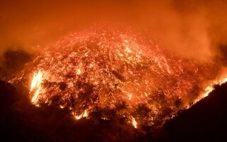 Исследование показывает, что более 52 тысяч смертей вызваны загрязнением от пожаров в Калифорнии