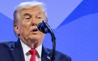 Trump announces meeting with Zelensky in Davos, but Kyiv denies it