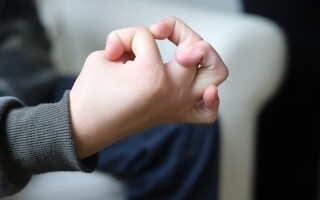 Предупреждение: Гибкость пальцев может указывать на проблемы с легкими