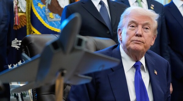 Trump Threatens New Strikes on Iran's Kharg Island