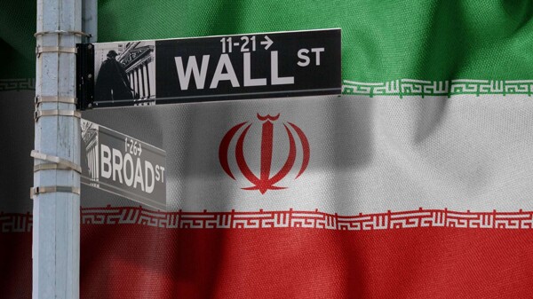 Dollar Weakens as Iran Ceasefire Boosts Markets