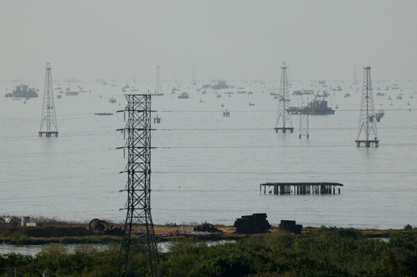 US Allows French Oil Company to Operate in Venezuela