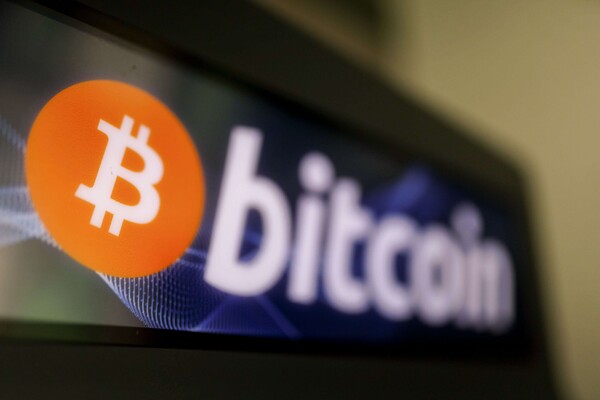 Цены на золото и биткойн растут на фоне ожиданий снижения процентной ставки ФРС