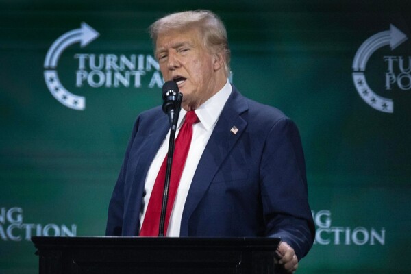 ФБР подтверждает, что пуля поразила Трампа во время покушения