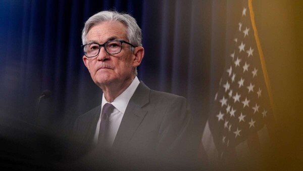 Economic Uncertainty Grows Amid Job Gains